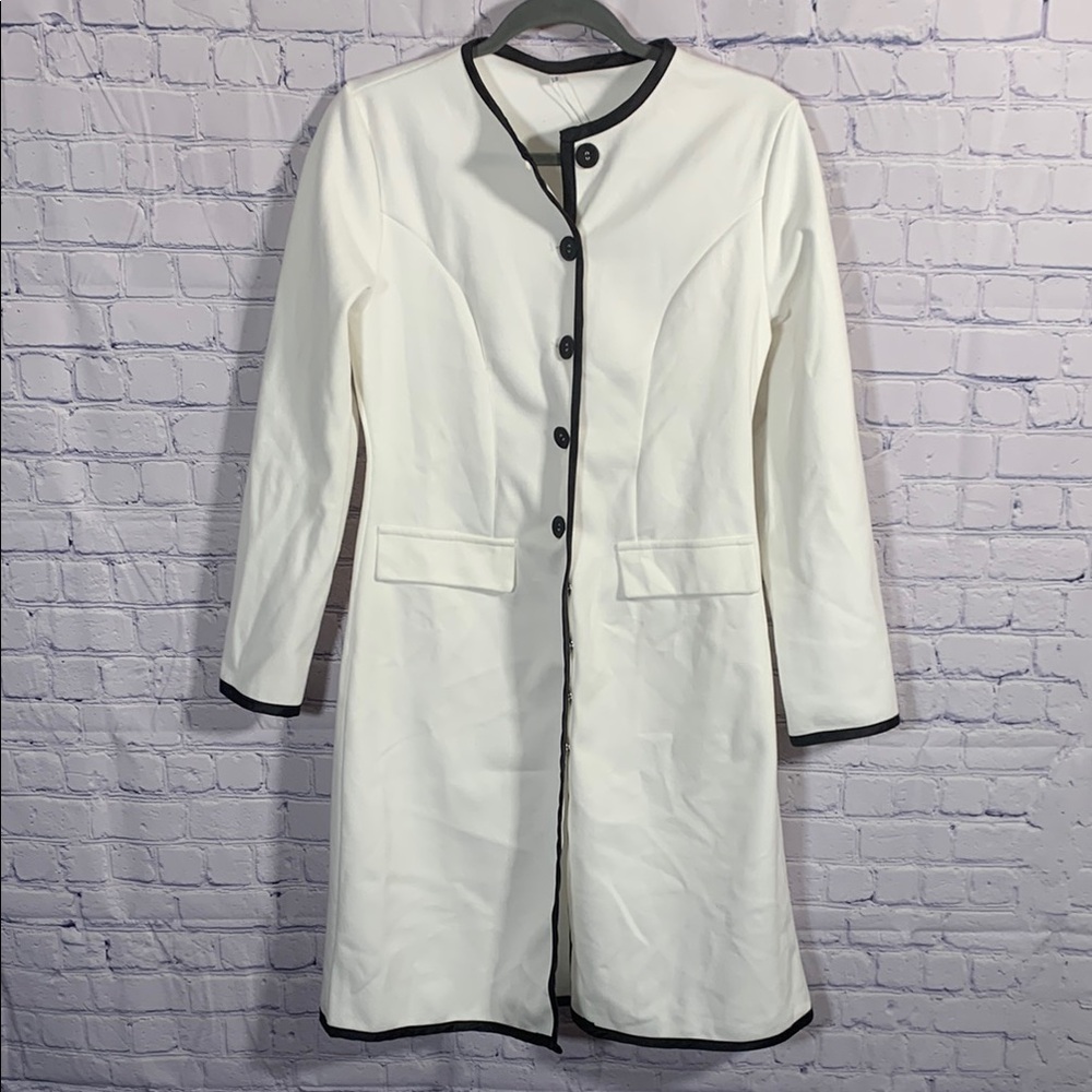 Oyrosy Womens Light Luxury Contrasting Hem Round Neck Dress White Black S NWT